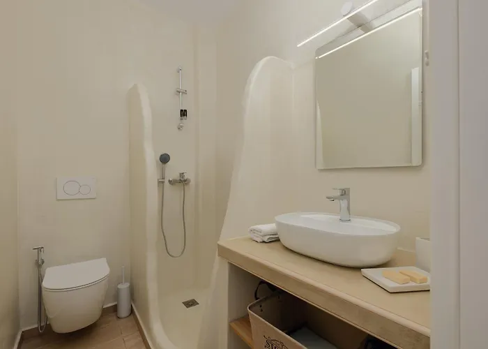 Luaz Naxian Living 2 Naxos City