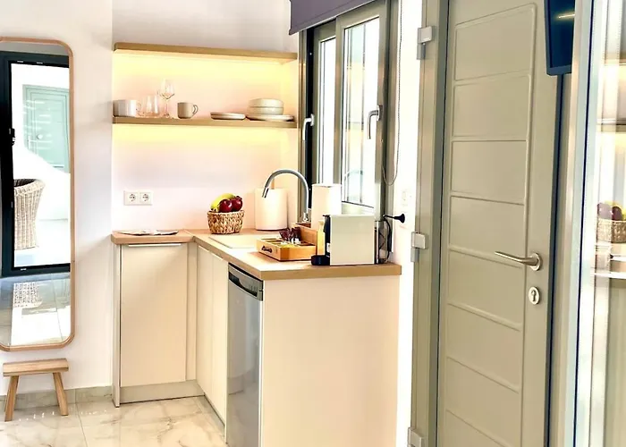 Luaz Naxian Living 2 *