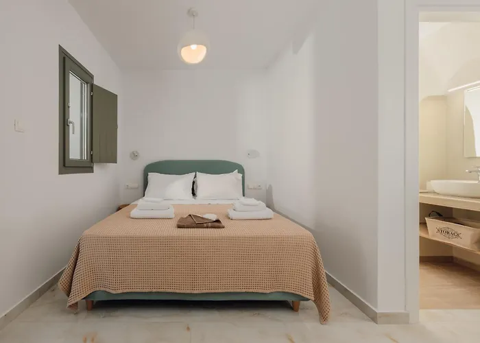 Luaz Naxian Living 2 *