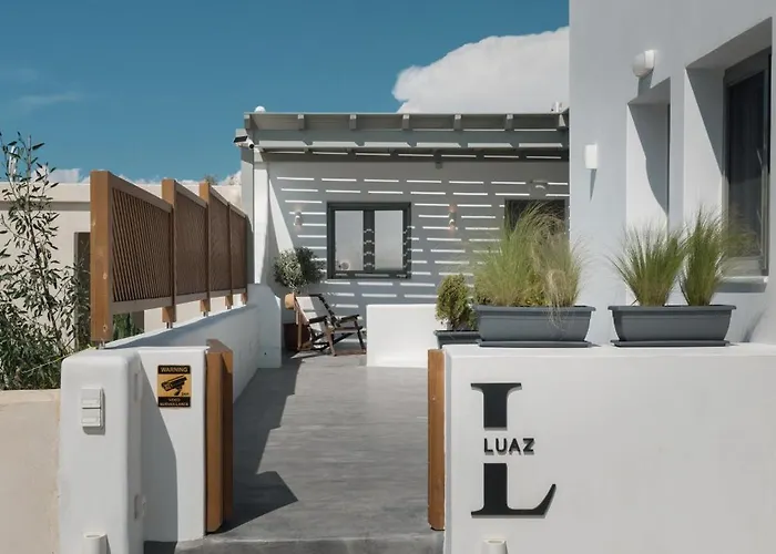 Luaz Naxian Living 2 *